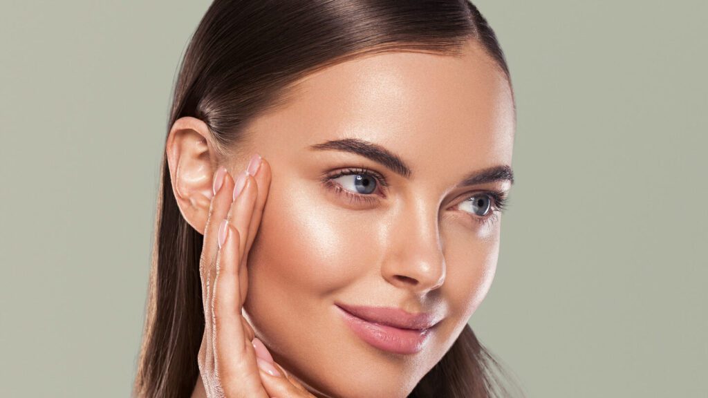 Enhancing natural beauty with minimalist makeup looks 1 enhancing natural beauty with minimalist makeup looks