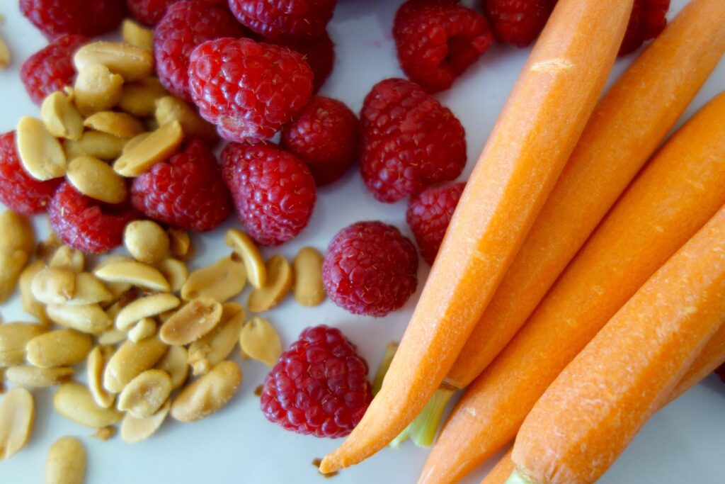 Understanding the role of macronutrients in a balanced diet 1 understanding the role of macronutrients in a balanced diet 2